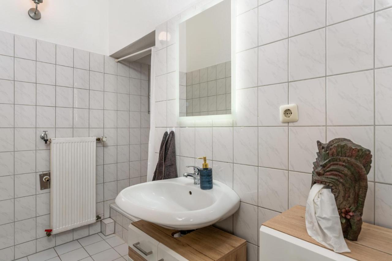 Gemuetliche Zentrale Wohnung Mit Smart Tv Кассель Экстерьер фото